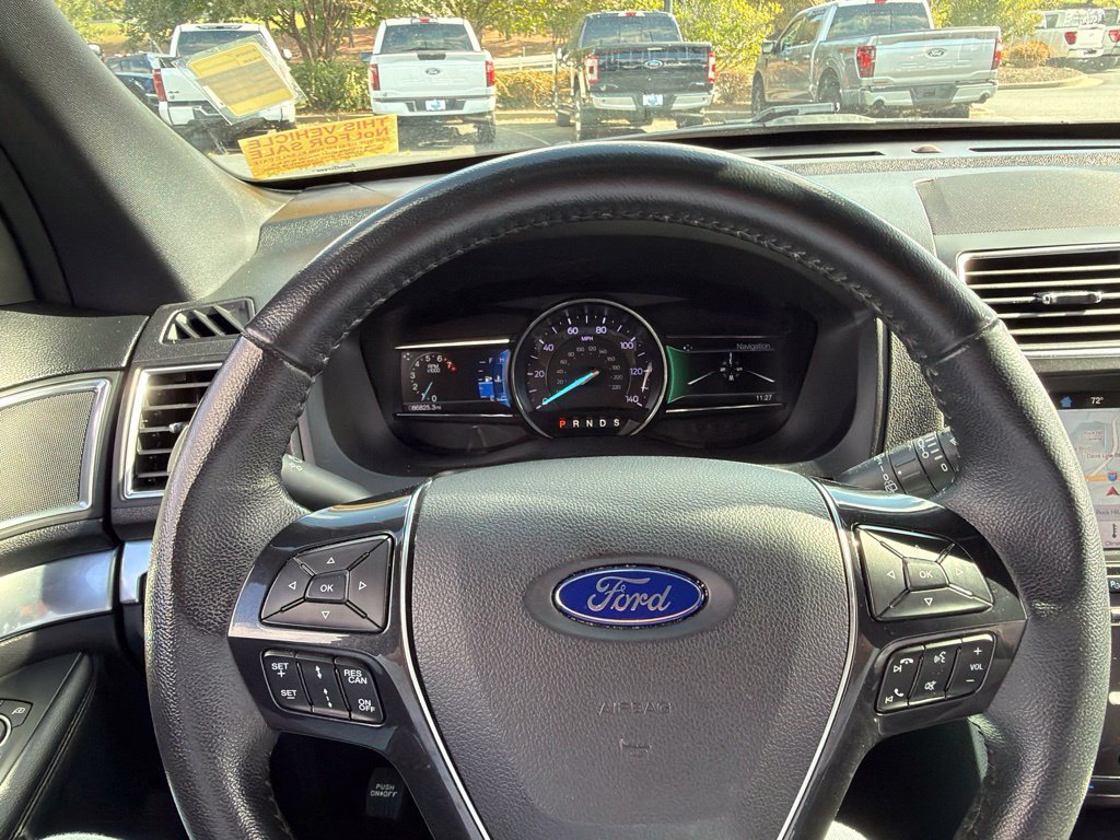 Used 2018 Ford Explorer Limited w/ Equipment Group 301A FWD image 10
