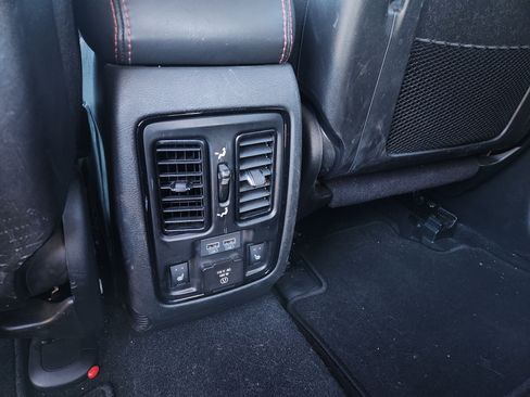 Used 2021 Dodge Durango R/T w/ Blacktop Package image 29