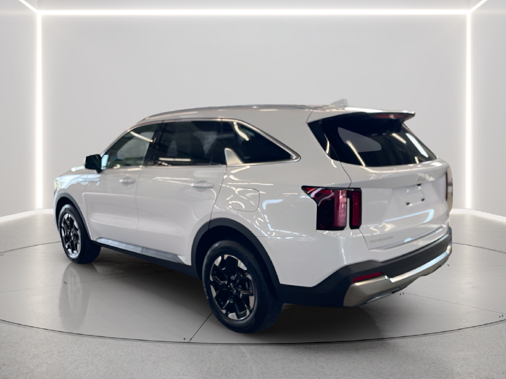 Certified 2026 Kia Sorento S AWD/4WD image 4