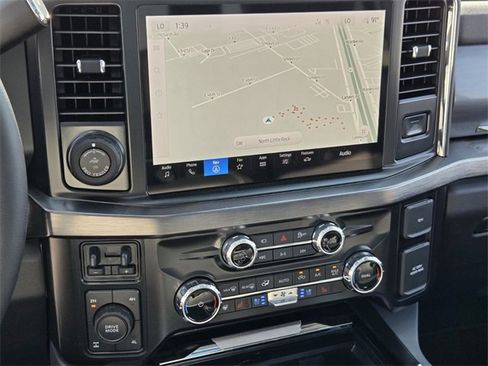 Certified 2025 Ford F250 Lariat w/ Lariat Ultimate Package image 21