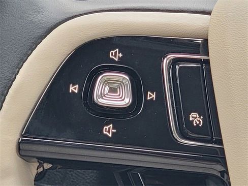 New 2026 Lincoln Corsair Reserve image 32