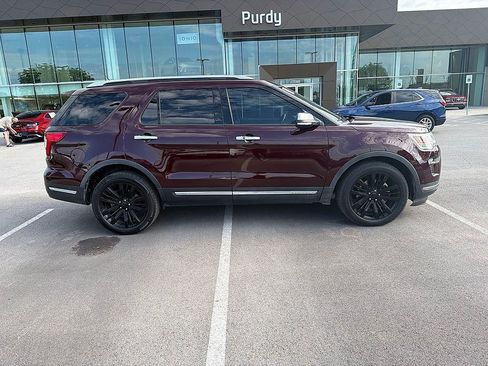 Used 2018 Ford Explorer Platinum AWD/4WD image 3