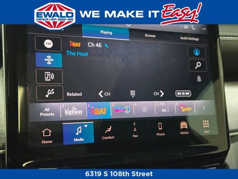 New 2025 Jeep Grand Cherokee L Limited w/ Luxury Tech Group II image 3