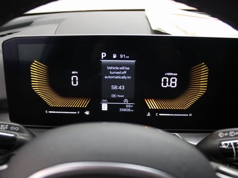 Used 2024 Kia Sorento S image 33