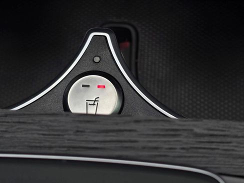 New 2026 Mercedes-Benz GLS 580 GLS 580 image 42