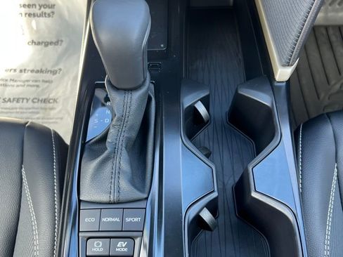 Certified 2026 Toyota Camry SE image 25