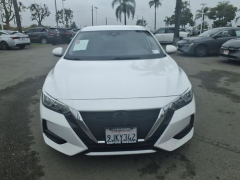 Certified 2022 Nissan Sentra SV w/ All-Weather Package FWD image 4