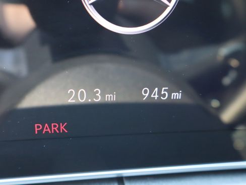 Used 2025 Mercedes-Benz C 36 AMG S image 14