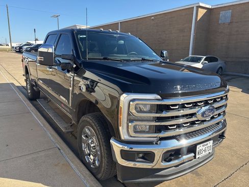 Certified 2025 Ford F350 King Ranch w/ Chrome Package image 12