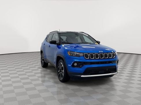 Used 2024 Jeep Compass Limited image 2