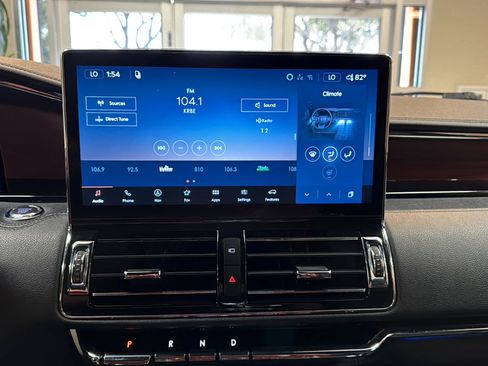 Used 2024 Lincoln Navigator Reserve AWD/4WD image 19