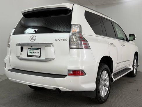 Used 2018 Lexus GX 460 Premium w/ Premium Package AWD/4WD image 9