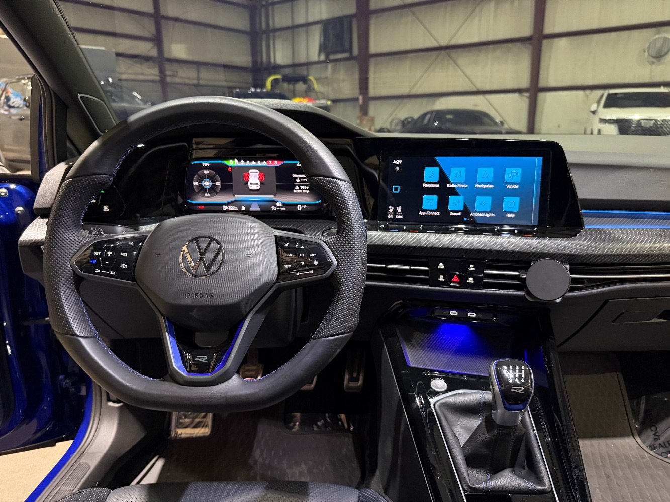 Used 2024 Volkswagen Golf R AWD/4WD image 29