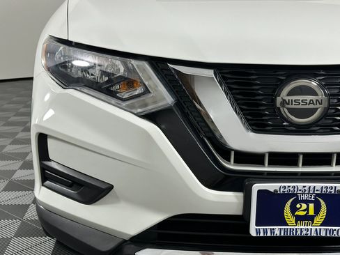 Used 2020 Nissan Rogue SV AWD/4WD image 4