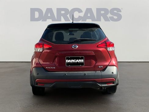 Used 2020 Nissan Kicks SR image 6