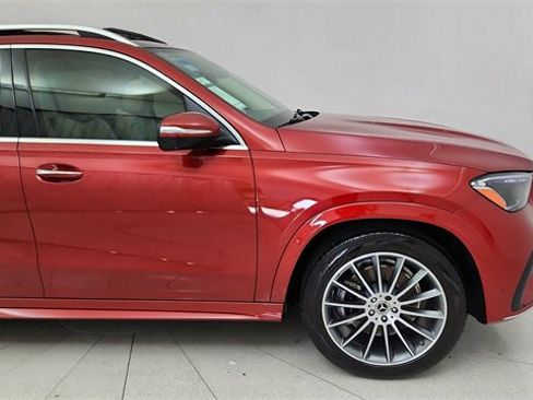 Used 2024 Mercedes-Benz GLE 350 4MATIC image 7