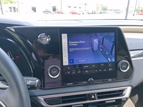 Used 2024 Lexus RX 350h w/ Cold Area Package AWD/4WD image 15