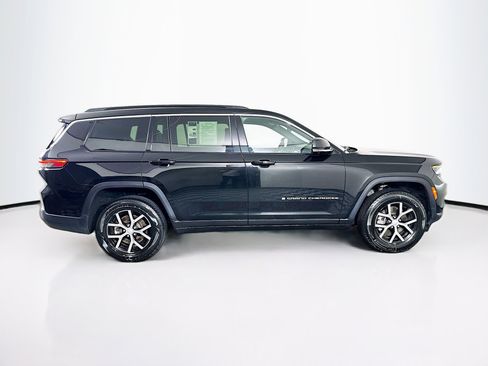 Used 2024 Jeep Grand Cherokee L Limited w/ Luxury Tech Group II image 10