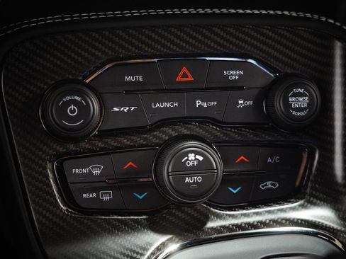 Used 2022 Dodge Challenger SRT Hellcat image 27