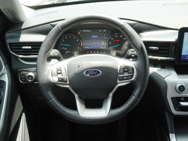 Used 2021 Ford Explorer XLT w/ Equipment Group 202A RWD image 17