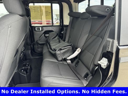 Used 2022 Jeep Gladiator Sport AWD/4WD image 23