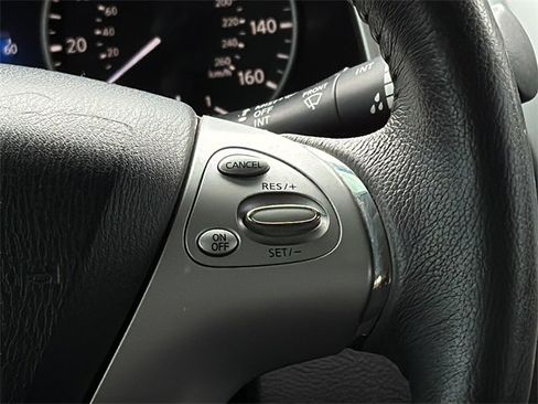 Used 2017 Nissan Murano SV image 20