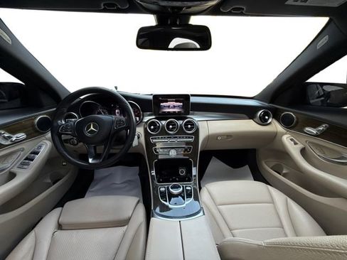 Used 2018 Mercedes-Benz C 300 Sedan image 31