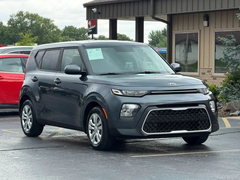 Used 2020 Kia Soul LX FWD image 52