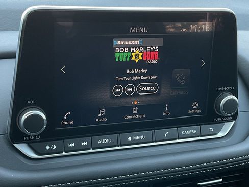 New 2025 Nissan Rogue SV w/ SV Premium Package image 31