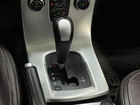 Used 2013 Volvo C70 T5 image 26