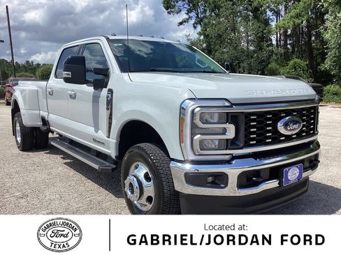 New 2026 Ford F350 Lariat AWD/4WD image 1