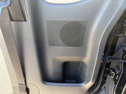 Used 2020 Nissan Frontier S image 55