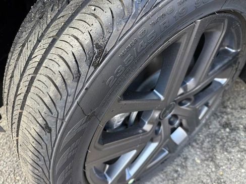 New 2026 Jeep Compass Limited image 5