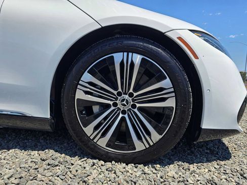 Used 2023 Mercedes-Benz EQS 450+ Sedan image 9
