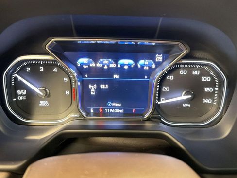 Used 2021 GMC Yukon SLT image 17