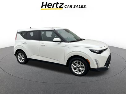 Used 2025 Kia Soul LX w/ LX Technology Package