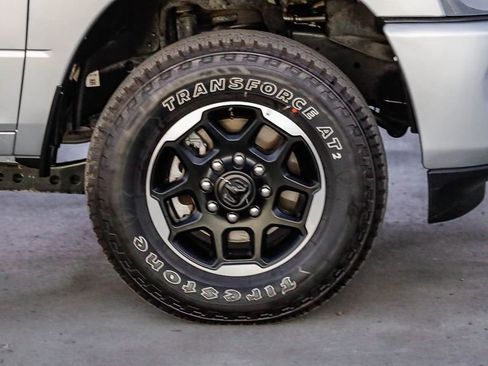 Used 2026 RAM 2500 Laramie AWD/4WD image 11