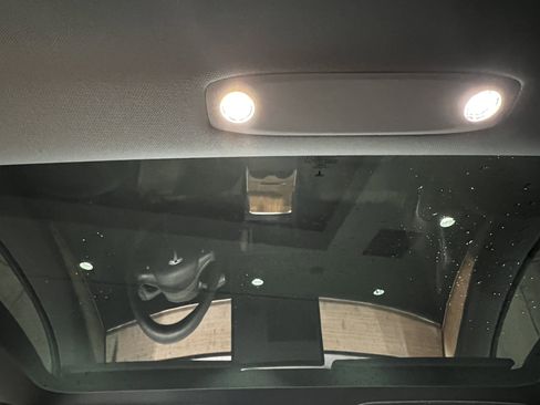 Used 2023 Tesla Model 3 Standard Range image 30