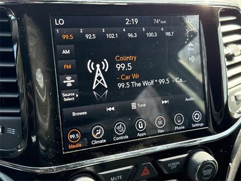 Used 2021 Jeep Grand Cherokee Laredo X image 23