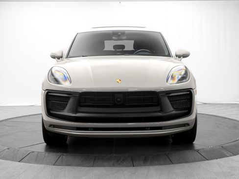 Used 2023 Porsche Macan GTS w/ Premium Package Plus AWD/4WD image 8