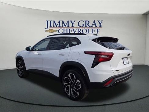 New 2026 Chevrolet Trax RS w/ Driver Confidence Package image 5