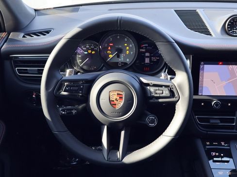 New 2026 Porsche Macan S image 15