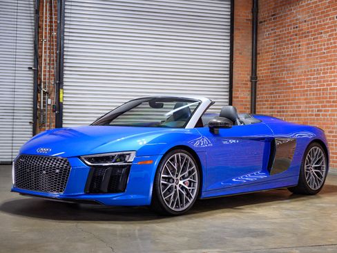 Used 2018 Audi R8 V10 plus image 15