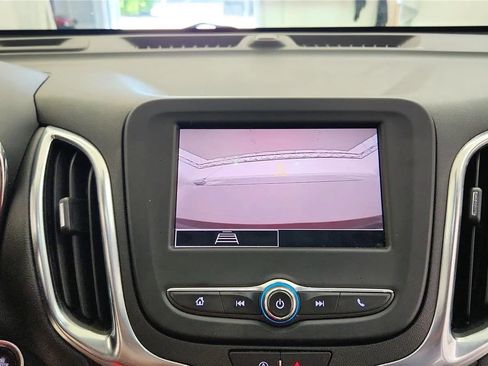 Used 2022 Chevrolet Equinox LT FWD image 25