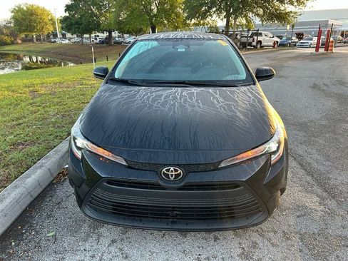 Used 2024 Toyota Corolla LE image 8
