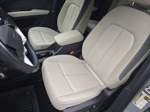 Used 2023 Audi Q4 e-tron Premium Plus w/ Premium Plus AWD/4WD image 15