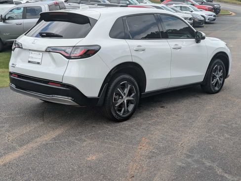 Used 2023 Honda HR-V EX-L image 6