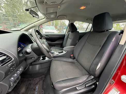 Used 2015 Nissan Leaf S w/ Charge Package image 12