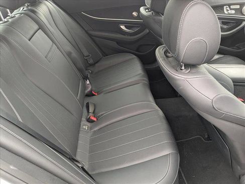 Used 2022 Mercedes-Benz E 450 4MATIC Sedan image 22