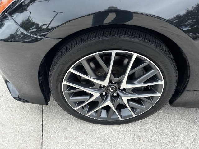 Used 2017 Lexus RC 200t F Sport RWD image 10
